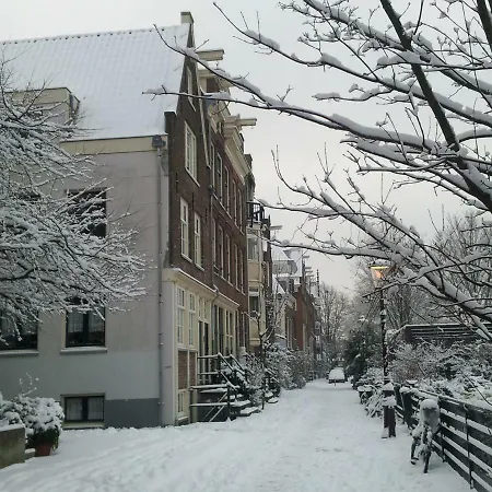 & Quiet Canal Apartment