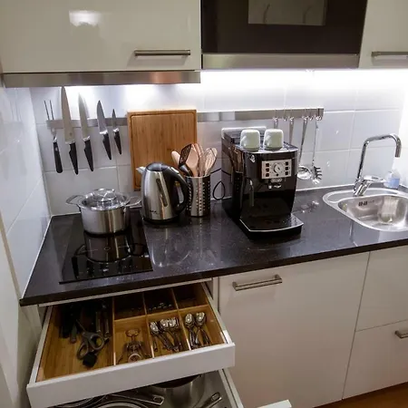 아파트 & Quiet Canal 암스테르담